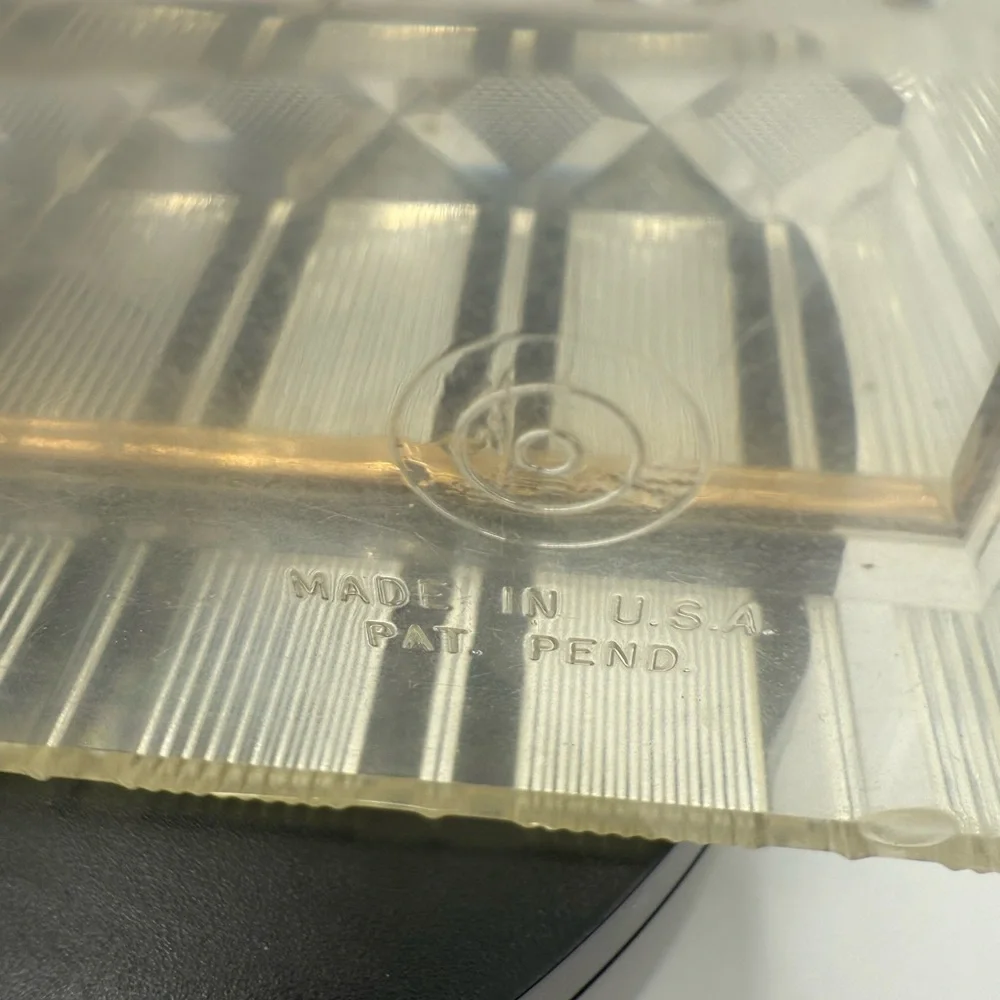 Vintage Clear acrylic and Gold Geometric Decorative Tray trinket box - Picture 5 of 9